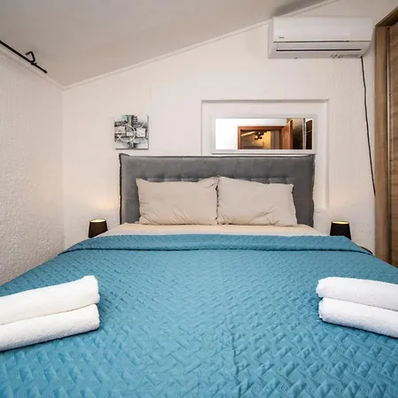 Above In Medulin,istria Villa